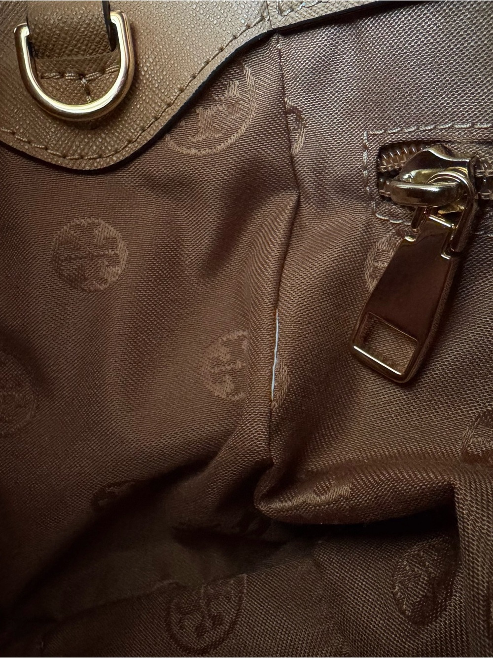 Tory Burch Emerson Satchel with Gold Hardware - Picture 8 of 8